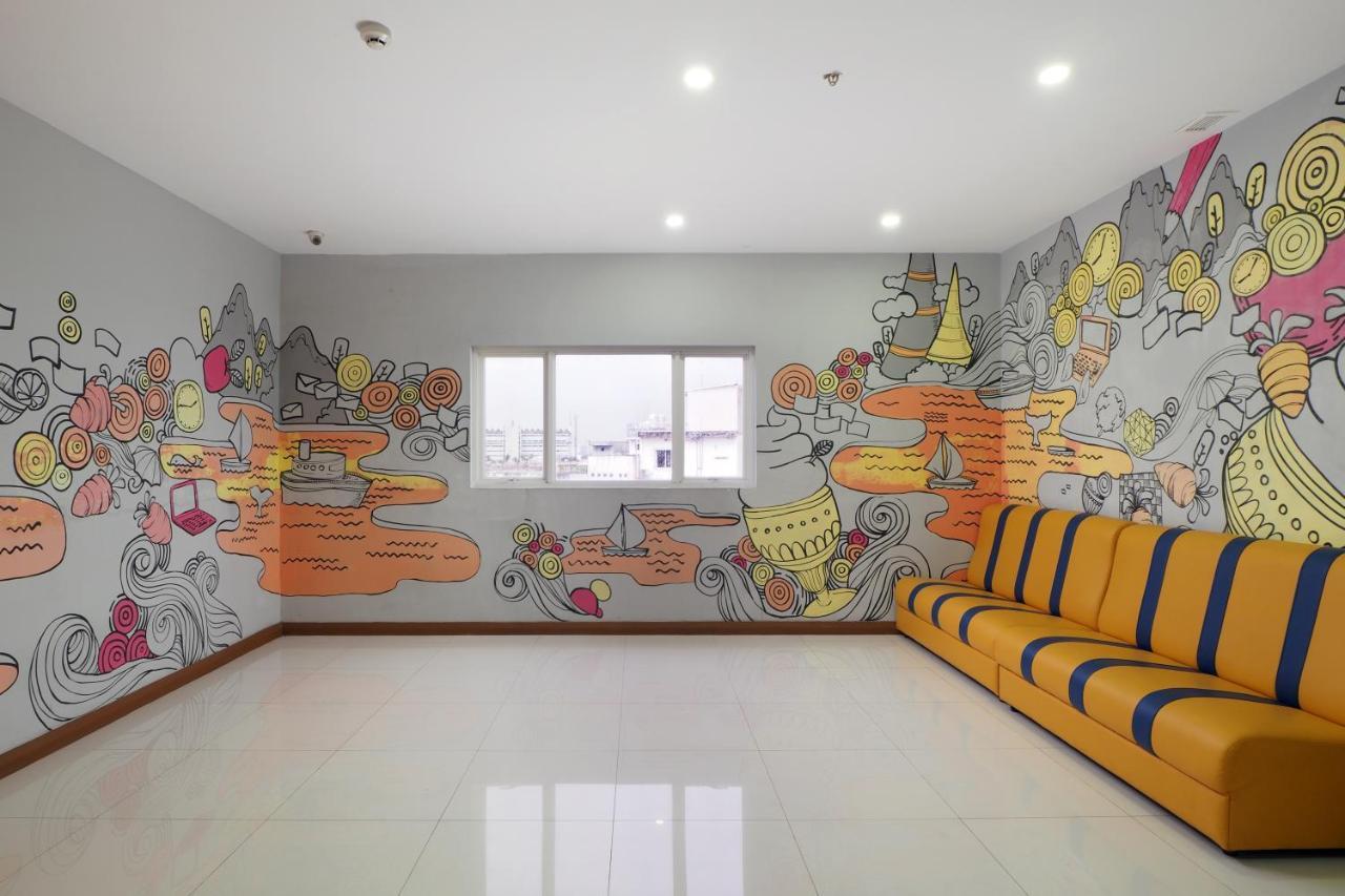 Kama Hotel Medan Luaran gambar