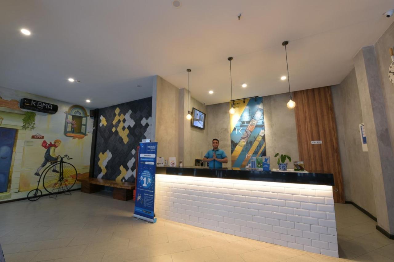 Kama Hotel Medan Luaran gambar